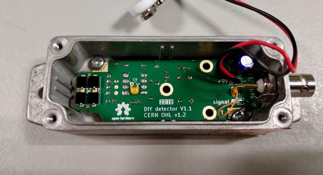 DIY Silicon Photodiode Particle Detector directly from CERN DIY Silicon Photodiode Particle Detector directly from CERN