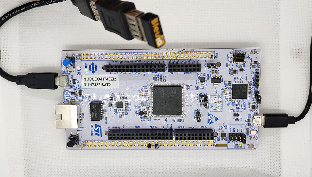Create BLE project with STM32 and BleuIO Create BLE project with STM32 and BleuIO