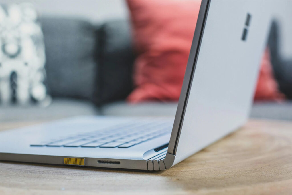 SoundSlide is A Compact USB Touch Volume Controller for Laptop Audio Management SoundSlide is A Compact USB Touch Volume Controller for Laptop Audio Management